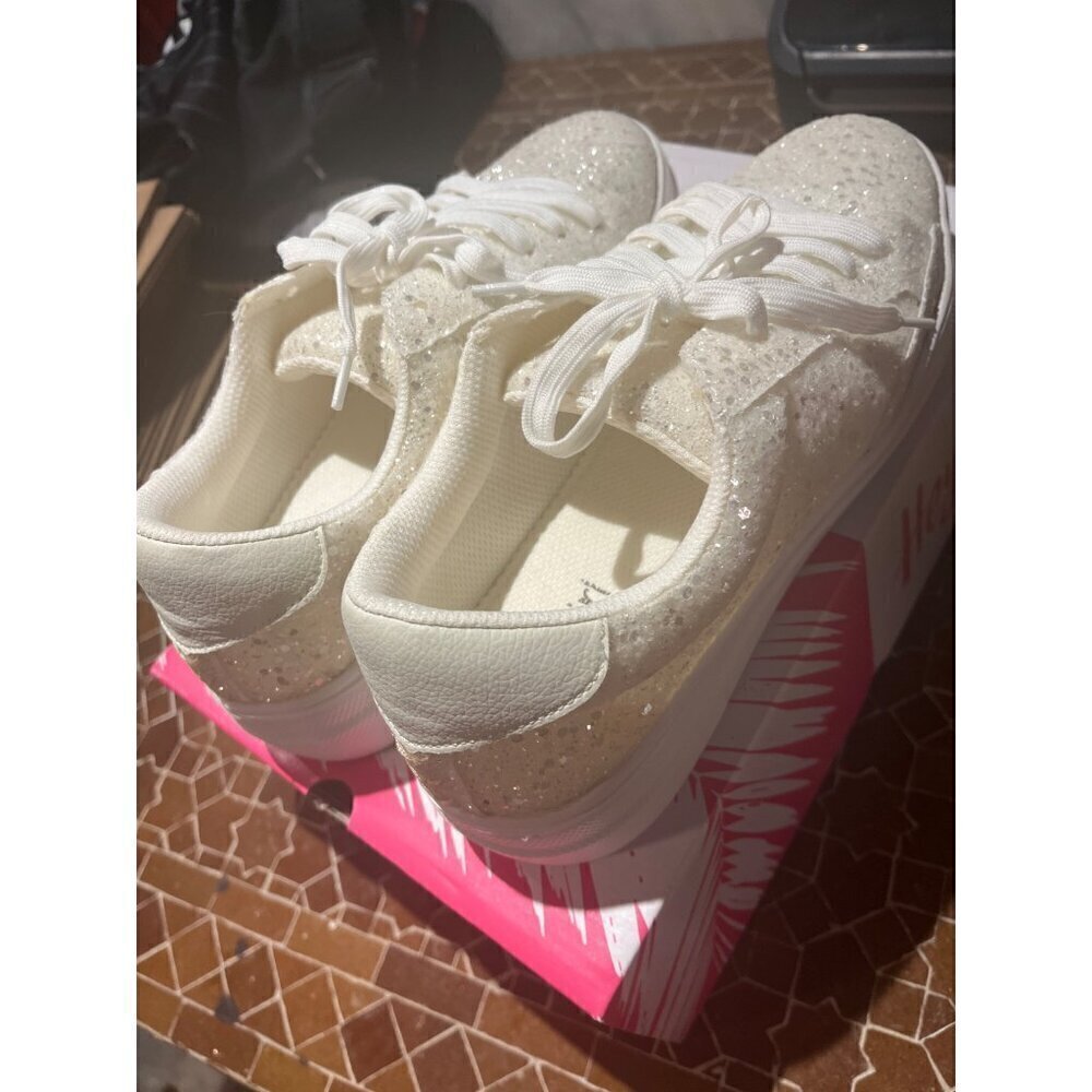 nwt hey girl by corkys white sparkling tennis shoe in box